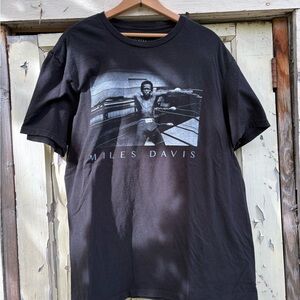 MILES DAVIS Black Graphic T-Shirt